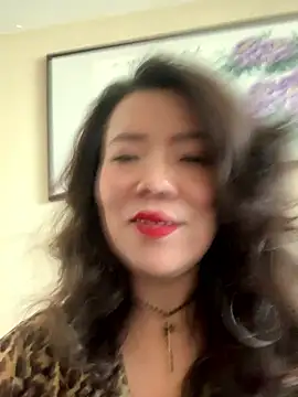 Snapshot of anna_yngs chatting on 10, 6, 2026 anna yngs online show from 10, 6, 2026
