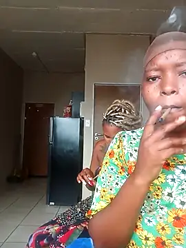 Snapshot of tse_nyane chatting on 12, 10, 2025 tse nyane online show from 12, 10, 2025