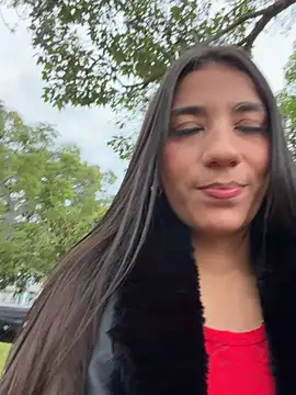 -juicy  online show from 14, 2, 2026