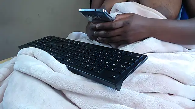 Diva-Lolah online show from 6, 10, 2025