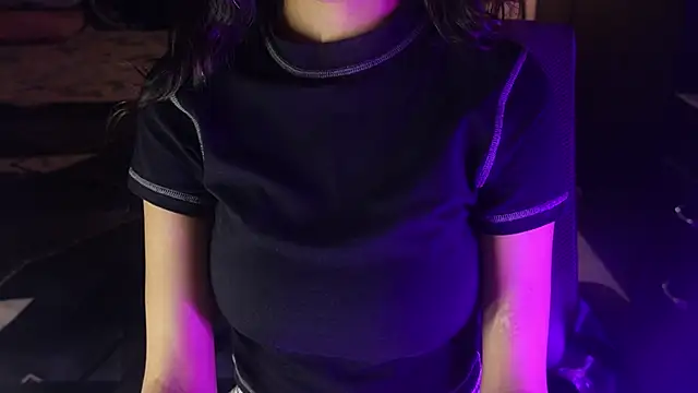 NidhiChandra online show from 13, 11, 2025