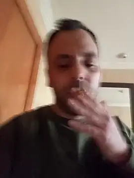 Snapshot of manchego85 chatting on 4, 3, 2026 manchego85 online show from 4, 3, 2026