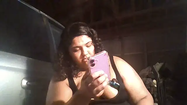 Snapshot of 1n0nlythroat chatting on 16, 6, 2026 1n0nlythroat online show from 16, 6, 2026