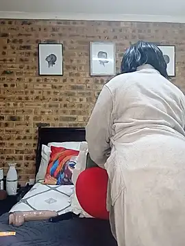 Snapshot of SativaHot96 chatting on 14, 6, 2026 SativaHot96 online show from 14, 6, 2026