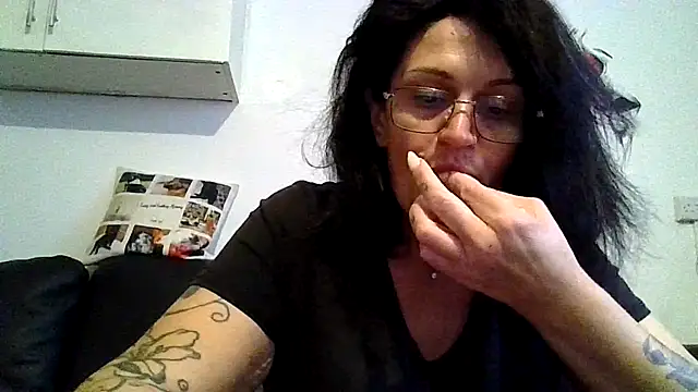 Snapshot of RubyyRosee chatting on 3, 6, 2026 RubyyRosee online show from 3, 6, 2026