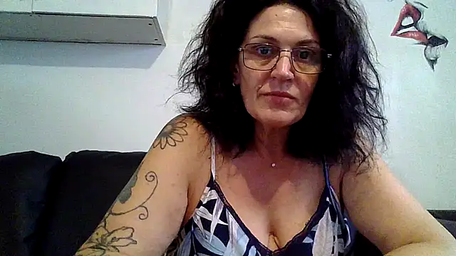 Snapshot of RubyyRosee chatting on 25, 6, 2026 RubyyRosee online show from 25, 6, 2026
