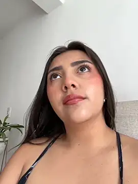 Lupe 19 online show from 5, 10, 2025