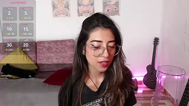 Susanahendrix online show from 12, 1, 2026