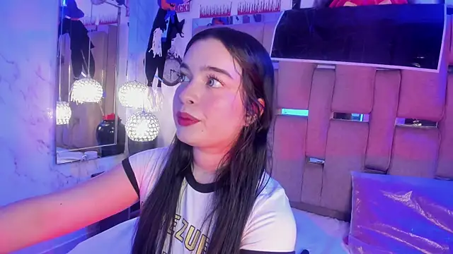 KateLee online show from 24, 10, 2025