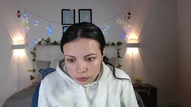 Megan 05  online show from 7, 4, 2026