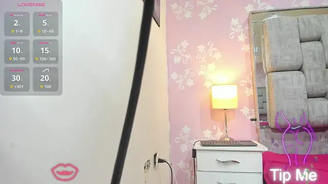 KatySweetas online show from 8, 10, 2025