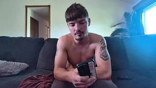 Snapshot of derekmontana2 chatting on 15, 6, 2026 derekmontana2 online show from 15, 6, 2026