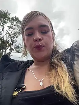 Snapshot of miss_berlyn chatting on 21, 5, 2026 miss berlyn online show from 21, 5, 2026