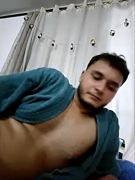 Snapshot of Hotguys111 chatting on 28, 9, 2025 Hotguys111 online show from 28, 9, 2025