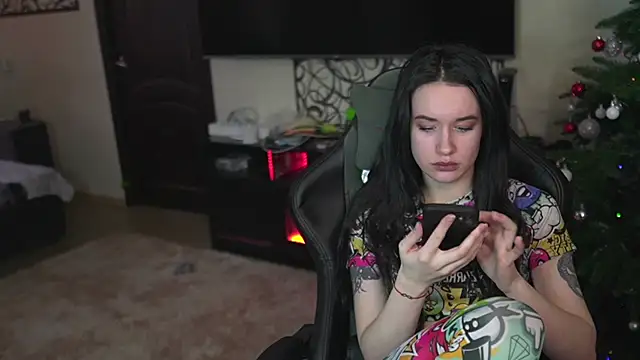 Snapshot of lis_silver chatting on 8, 1, 2026 lis silver online show from 8, 1, 2026