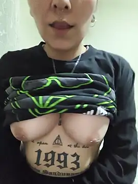 Snapshot of xjuanaxmaldadxxx chatting on 5, 7, 2026 xjuanaxmaldadxxx online show from 5, 7, 2026