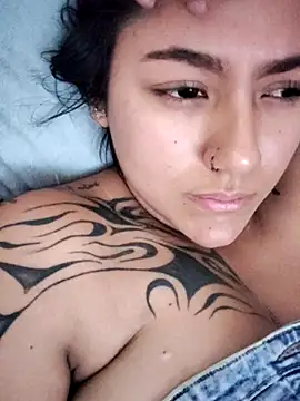 Megara 25 online show from 21, 11, 2025