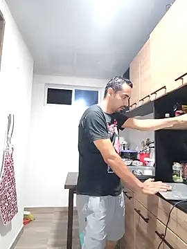 stivenlujan69 online show from 28, 10, 2025