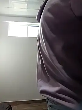 stivenlujan69 online show from 2, 2, 2026