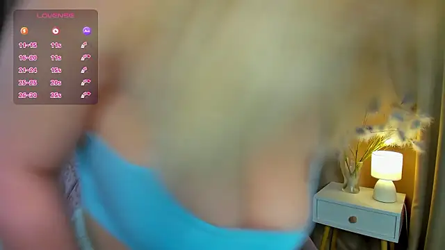 Snapshot of Marie_Ellie chatting on 10, 3, 2026 Marie Ellie online show from 10, 3, 2026