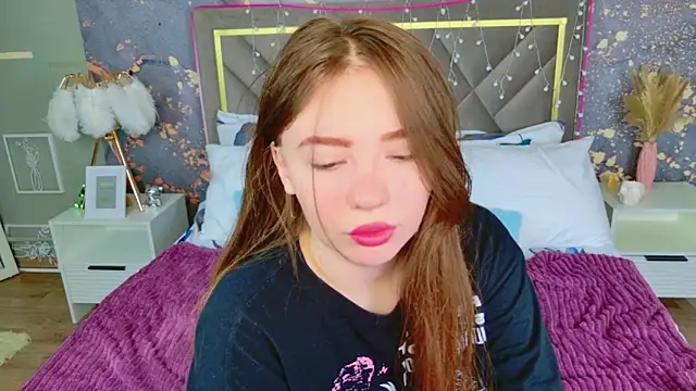 Moon  Bunny online show from 4, 4, 2026