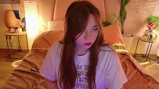 Moon  Bunny online show from 10, 4, 2026