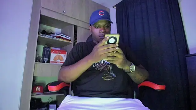 Snapshot of CorvisXnc0012 chatting on 22, 10, 2025 CorvisXnc0012 online show from 22, 10, 2025