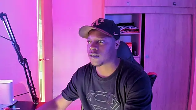 Snapshot of CorvisXnc0012 chatting on 29, 10, 2025 CorvisXnc0012 online show from 29, 10, 2025