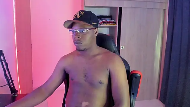 Snapshot of CorvisXnc0012 chatting on 29, 10, 2025 CorvisXnc0012 online show from 29, 10, 2025