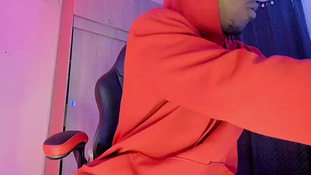 Snapshot of CorvisXnc0012 chatting on 20, 11, 2025 CorvisXnc0012 online show from 20, 11, 2025