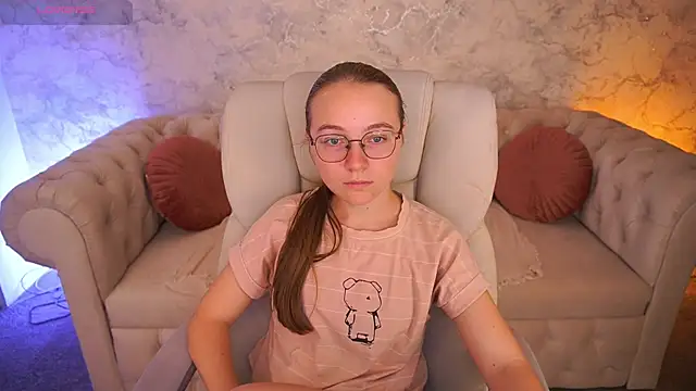 ArrinaWairr online show from 19, 9, 2025