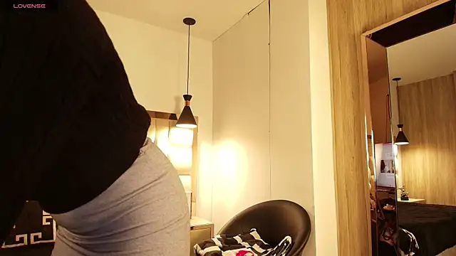 VidiaStons online show from 6, 3, 2026