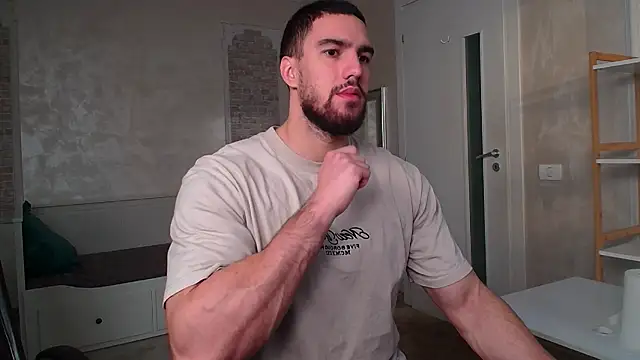 Snapshot of IvanHydee chatting on 30, 10, 2025 IvanHydee online show from 30, 10, 2025