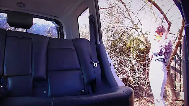 Snapshot of Yourguiltypassionn chatting on 5, 4, 2026 Yourguiltypassionn online show from 5, 4, 2026