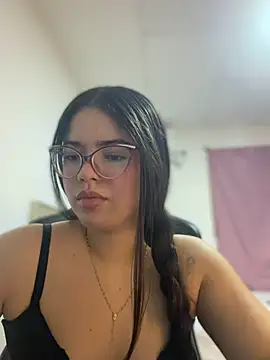 Snapshot of Valentina2390 chatting on 29, 6, 2026 Valentina2390 online show from 29, 6, 2026
