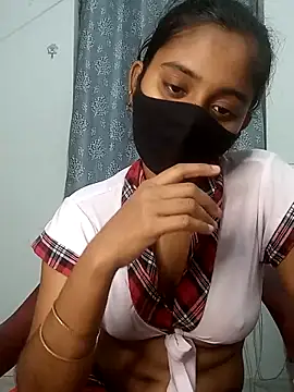 Snapshot of shrutee12 chatting on 2, 11, 2025 shrutee12 online show from 2, 11, 2025