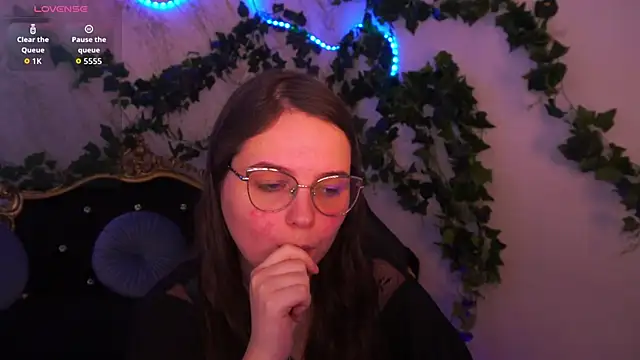 SophieDreamss online show from 12, 11, 2025