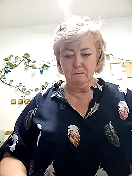 TerezaVelvet online show from 6, 10, 2025