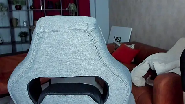 SakuraBliss online show from 8, 11, 2025