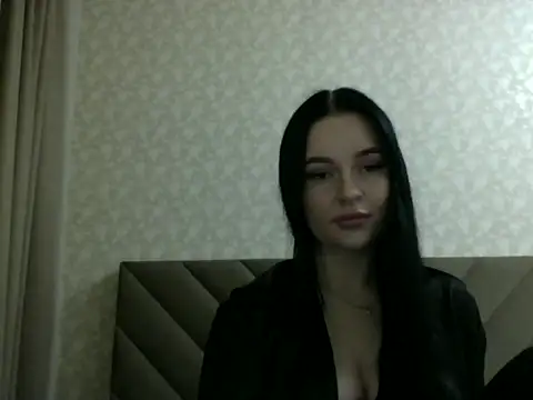 Snapshot of Lulii24 chatting on 22, 10, 2025 Lulii24 online show from 22, 10, 2025