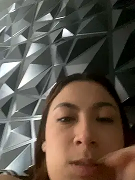 MacarenaRosse online show from 21, 10, 2025