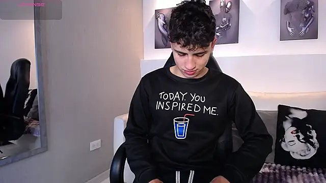 AdrianRinaldi online show from 10, 11, 2025