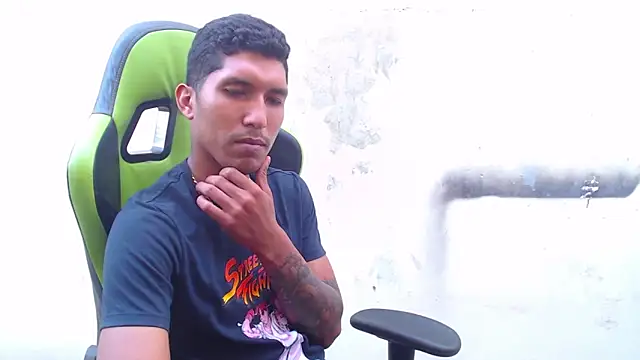 Snapshot of sensualduo chatting on 8, 1, 2025 sensualduo online show from 8, 1, 2025