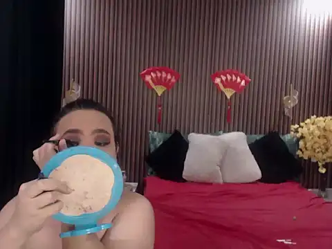 Hotcum ella online show from 22, 9, 2025