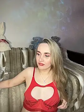 KiraBerht online show from 6, 1, 2026