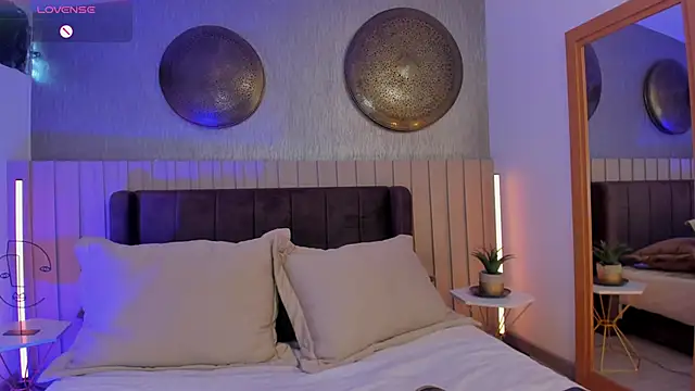 NaishaFord 1 online show from 20, 11, 2025