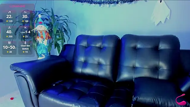Snapshot of Thomas_moon chatting on 12, 10, 2025 Thomas moon online show from 12, 10, 2025
