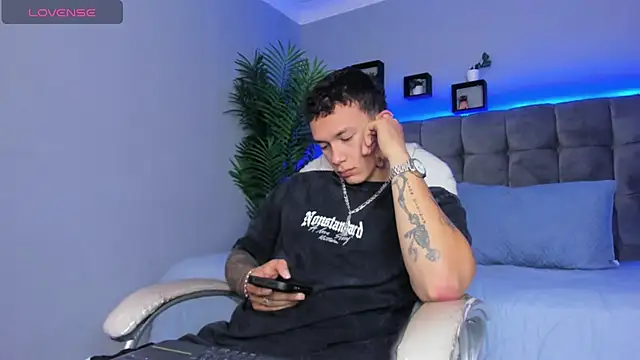 Thomas moon online show from 28, 3, 2026