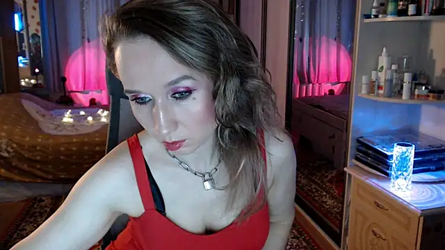 ClassyInna online show from 12, 11, 2025