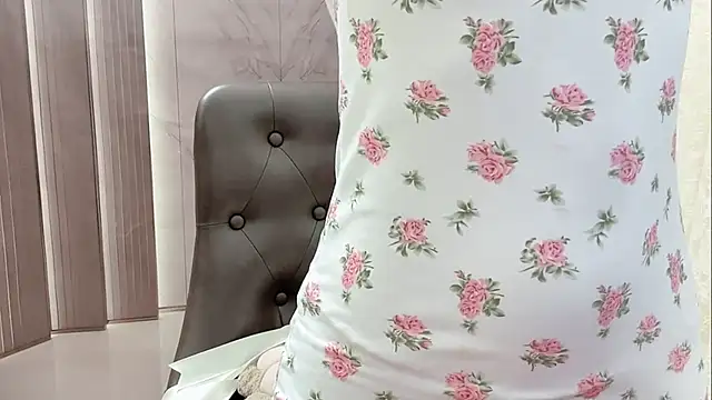 Shenlly online show from 11, 4, 2026